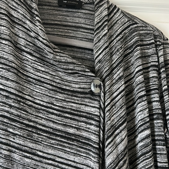 Beautiful Striped Cardigan! - Picture 2 of 6